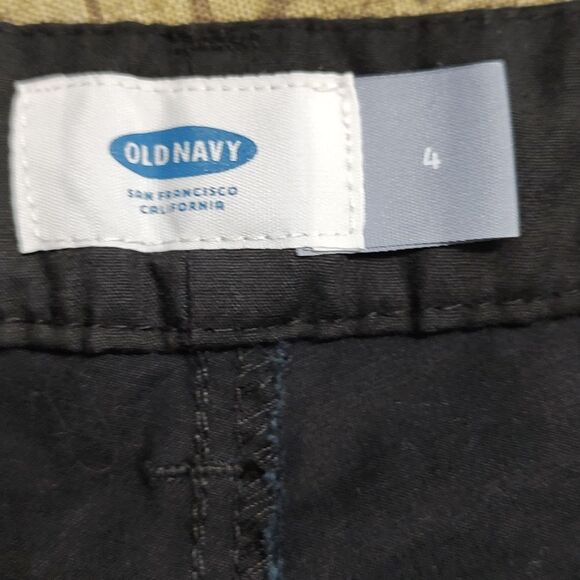 Old Navy black casual dress shorts  Sz 4 - Picture 3 of 3